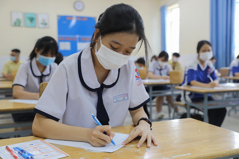 22 thi sinh bị đình chỉ sau 2 môn vì vi phạm Quy chế thi - Ảnh 1.