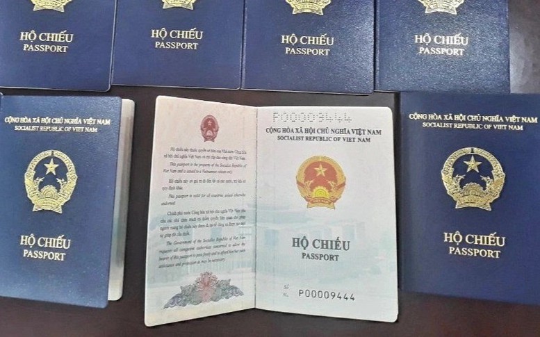 Bộ Ngoại giao thông tin về hộ chiếu mẫu mới của Việt Nam