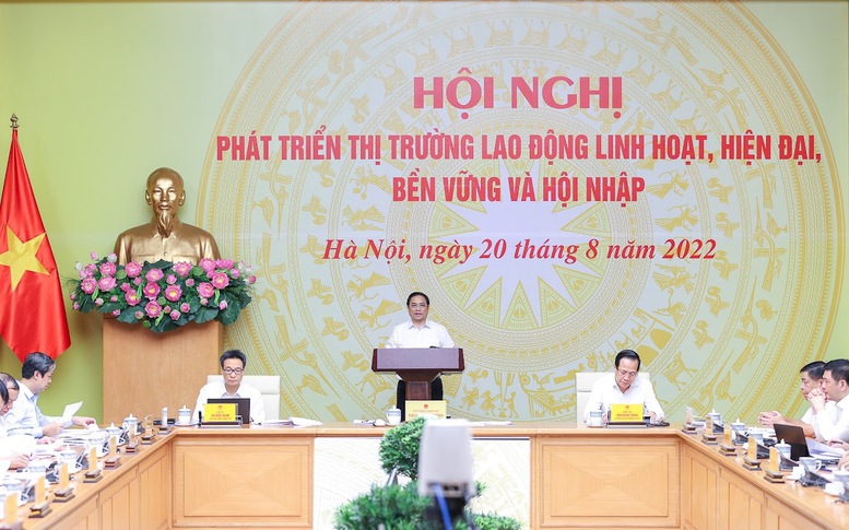 TỔNG THUẬT: Thủ tướng lắng nghe 'hiến kế' phát triển thị trường lao động linh hoạt, hiện đại, bền vững và hội nhập