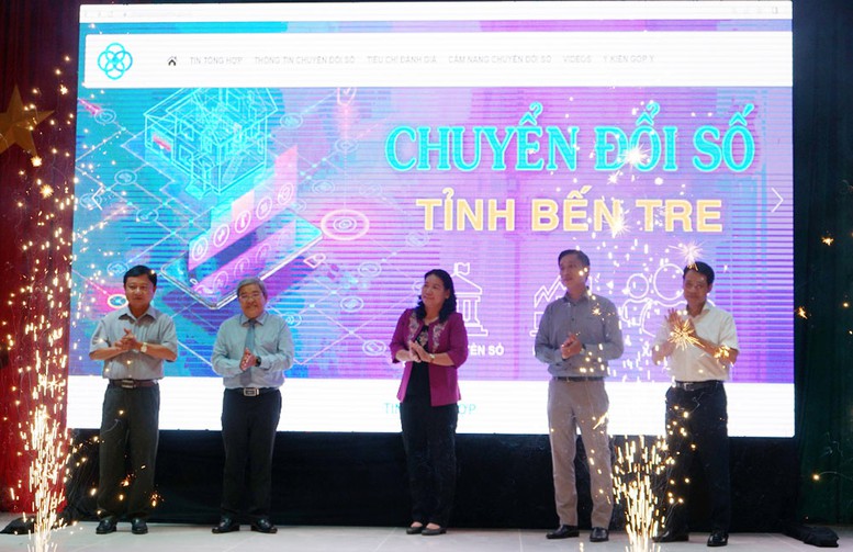 Bến Tre khai trương Cổng Thông tin điện tử chuyển đổi số - Ảnh 1.