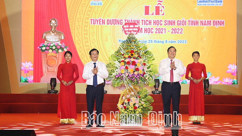 Đất học Nam Định xây dựng "Trường học hạnh phúc"