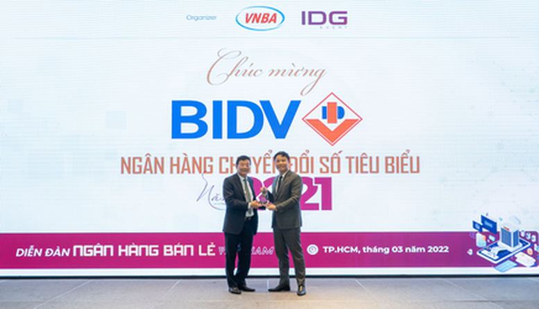 BIDV nhận đồng thời 4 giải thưởng ngân hàng Việt Nam tiêu biểu (30.3) - Ảnh 2.