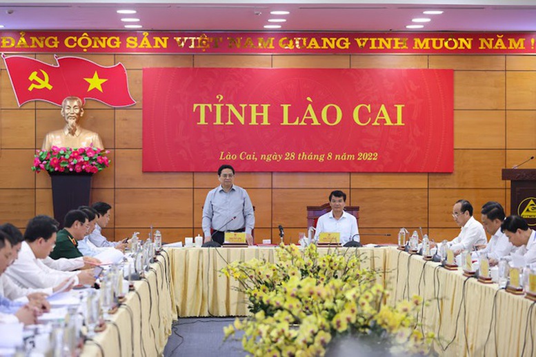 Thủ tướng Phạm Minh Chính làm việc với Ban Thường vụ Tỉnh ủy Lào Cai - Ảnh 1.