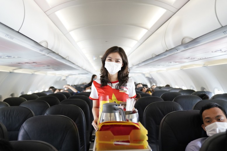 Mừng Quốc khánh, Vietjet tiếp tục mở bán triệu vé khuyến mãi trong 4 ngày - Ảnh 1.