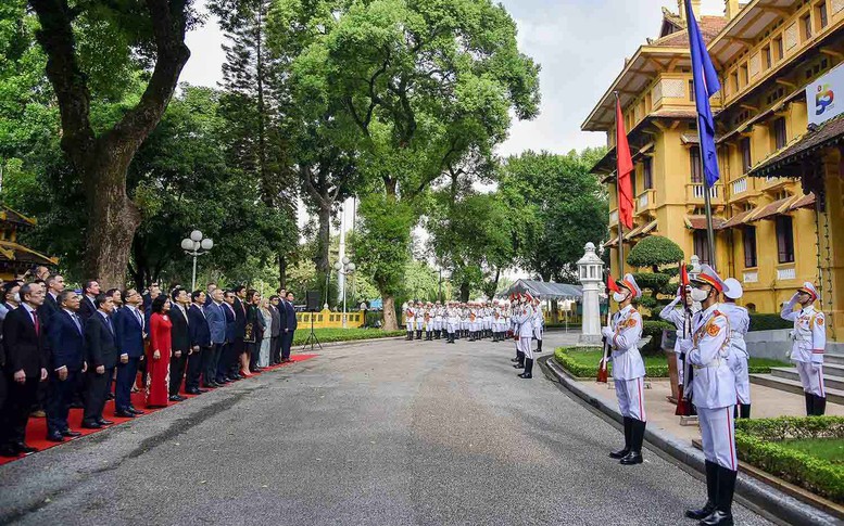 Lễ thượng cờ kỷ niệm 55 năm thành lập ASEAN