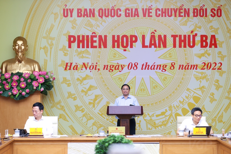 Chuyển đổi số cần thực chất, hiệu quả, góp phần quan trọng xây dựng nền kinh tế độc lập, tự chủ, hội nhập - Ảnh 3.