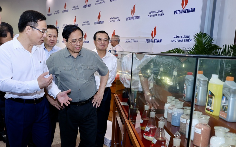 Thủ tướng Phạm Minh Chính làm việc với Tập đoàn Dầu khí Quốc gia Việt Nam