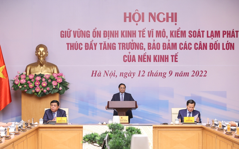 TỔNG THUẬT: Hội nghị về giữ vững ổn định kinh tế vĩ mô, kiểm soát lạm phát, thúc đẩy tăng trưởng và đảm bảo các cân đối lớn của nền kinh tế trong tình hình hiện nay