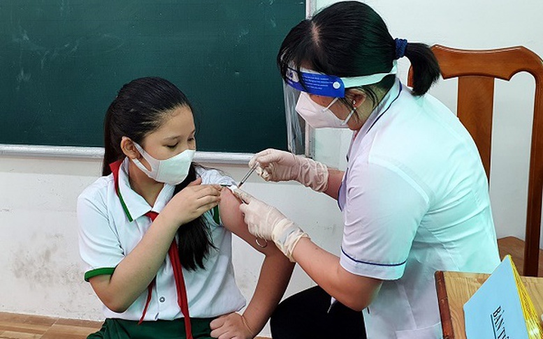 Nhiều nơi ghi nhận các biến thể mới, giám sát chặt chẽ dịch bệnh, đẩy nhanh tiêm vaccine COVID-19