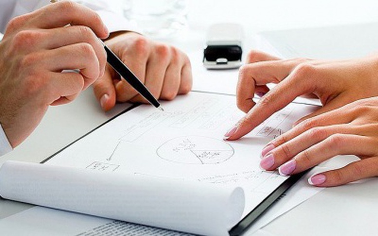 Giá gói thầu có bao gồm chi phí dự phòng?