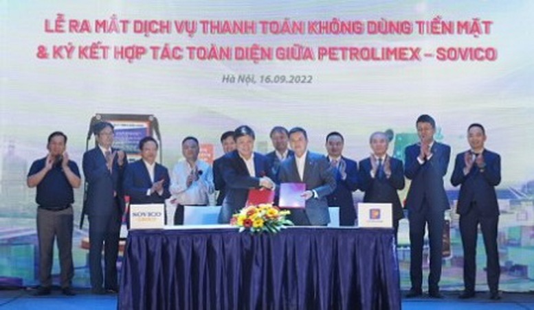 Petrolimex ra mắt dịch vụ thanh toán không dùng tiền mặt - Ảnh 2.