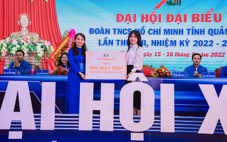 FPT trao tặng 500 máy tính tới Đoàn Thanh niên tỉnh Quảng Trị