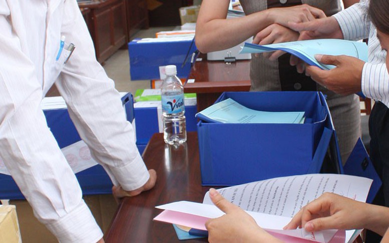 Lập báo cáo đánh giá gói thầu xây lắp theo mẫu nào?