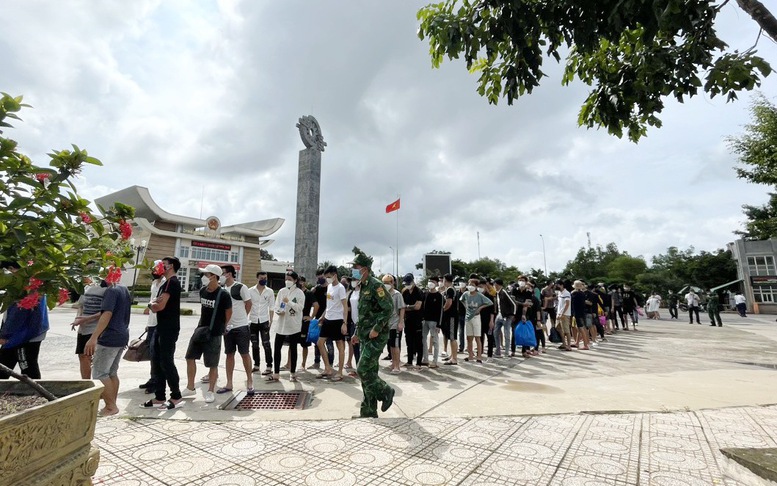 Tiếp nhận 92 công dân trở về từ Campuchia