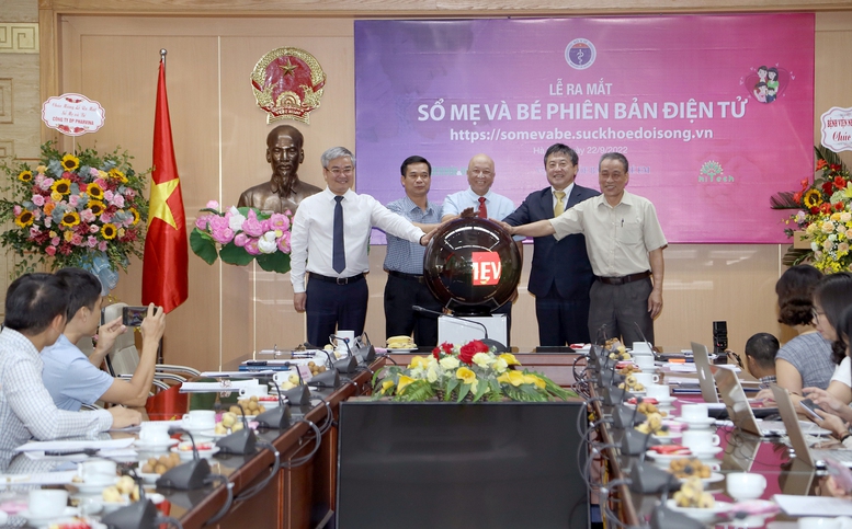 Giải pháp tích hợp thông tin chăm sóc sức khỏe của bà mẹ và trẻ nhỏ - Ảnh 1.