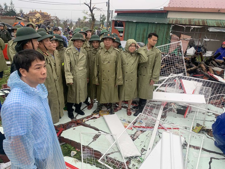 Phó Thủ tướng Lê Văn Thành kiểm tra công tác ứng phó bão tại Quảng Trị - Ảnh 3.