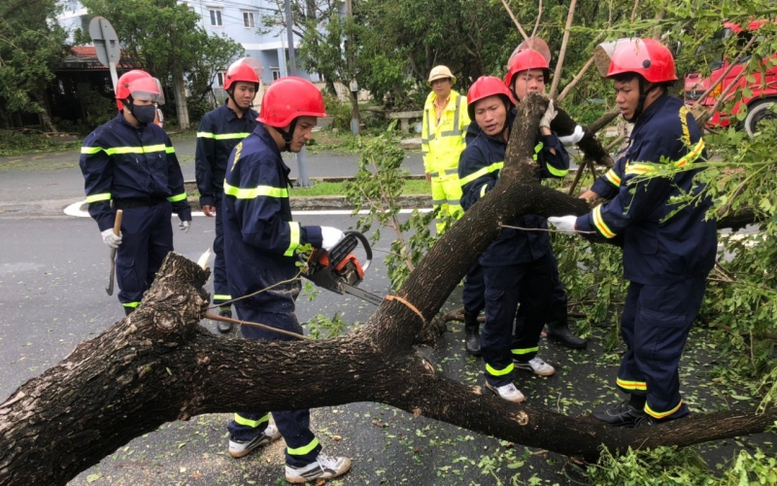 CẬP NHẬT: TIN ATNĐ SUY YẾU TỪ BÃO SỐ 4; CẢNH BÁO MƯA LỚN, NGUY CƠ LŨ QUÉT, SẠT LỞ ĐẤT TẠI 60 HUYỆN THỊ THUỘC 10 TỈNH THÀNH