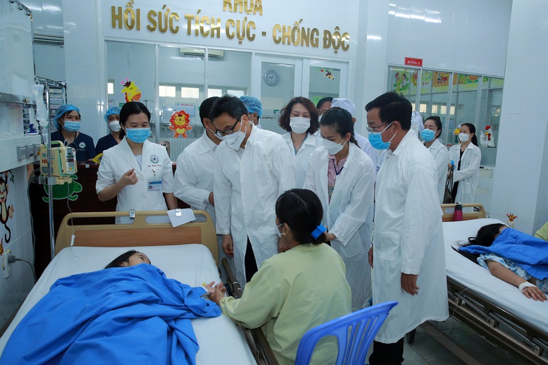 Rà soát, củng cố y tế cơ sở, dự phòng - Ảnh 2.