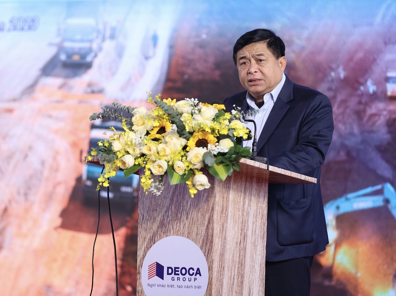 Phát động Tháng thi đua cao điểm giải ngân đầu tư công - Ảnh 1.