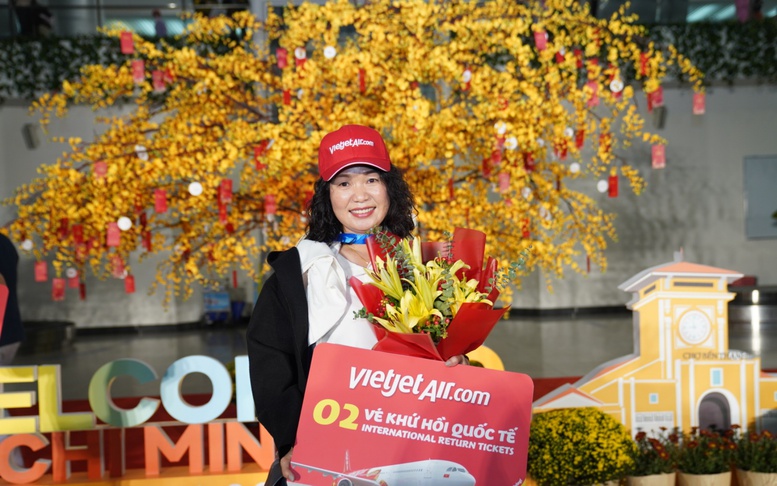 Các chuyến bay Vietjet cùng du khách tưng bừng đón chào năm mới 2023
