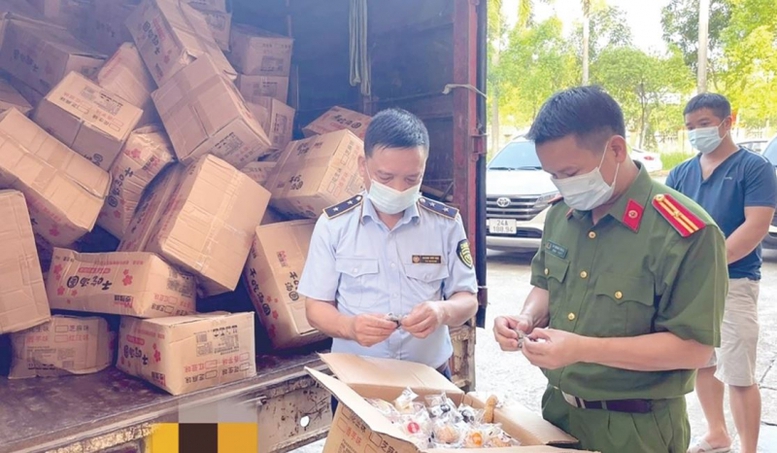 Cảnh giác hàng giả, hàng kém chất lượng - nhiều thủ đoạn tinh vi lừa dối người tiêu dùng - Ảnh 1.