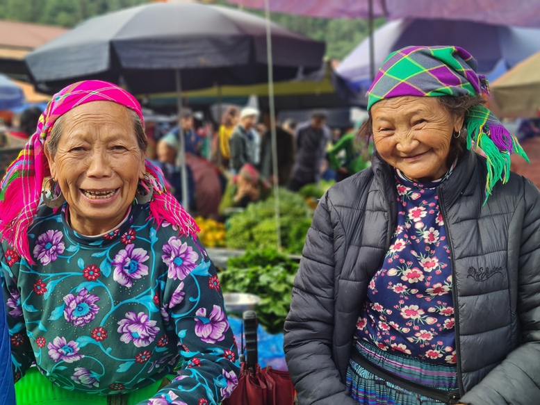 Sắc màu chợ phiên vùng cao ngày giáp Tết - Ảnh 18.