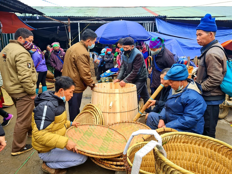 Sắc màu chợ phiên vùng cao ngày giáp Tết - Ảnh 5.