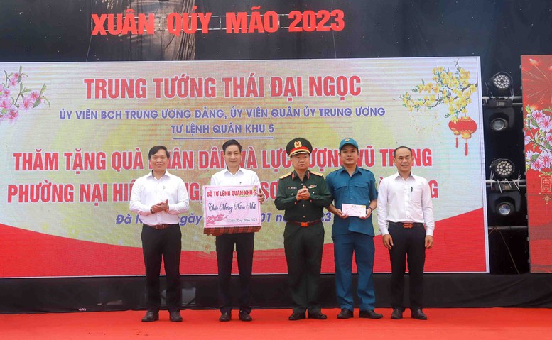 Quân khu 5: Hơn 55 tỷ đồng thực hiện công tác an sinh xã hội Tết Quý Mão - Ảnh 1.