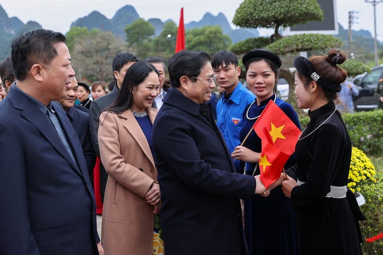 Lựa chọn đúng dự án trọng điểm để ưu tiên đầu tư, Cao Bằng sẽ tự lực cánh sinh vươn lên mạnh mẽ - Ảnh 2.