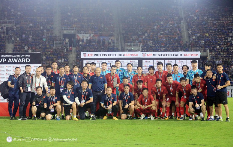 AFF Cup 2022: Đội tuyển Việt Nam khép lại hành trình với ngôi Á quân - Ảnh 1.