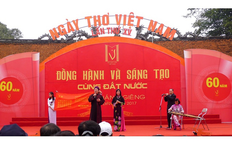 Ngày thơ Việt Nam với chủ đề 