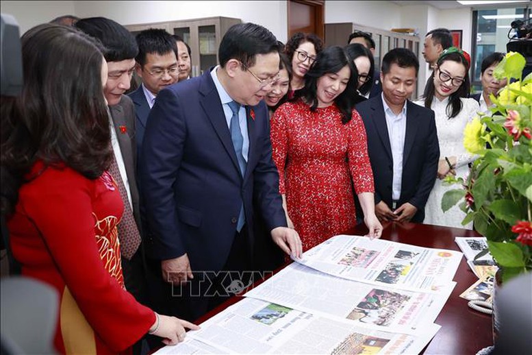 Chủ tịch Quốc hội thăm, chúc Tết Báo Đại biểu nhân dân, Truyền hình Quốc hội Việt Nam - Ảnh 2.