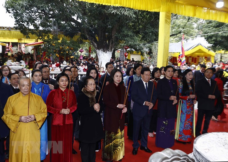 Quyền Chủ tịch nước Võ Thị Ánh Xuân: Hai Bà Trưng là biểu tượng của ý chí hiên ngang, khí phách quật cường của dân tộc - Ảnh 1.