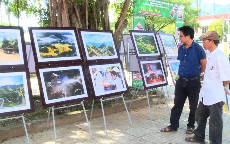 Triển lãm “Kon Tum - Đất và Người” kỷ niệm 110 năm Ngày thành lập tỉnh