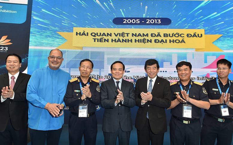 Chất lượng nguồn nhân lực đóng vai trò "quyết định" trong chuyển đổi số hải quan