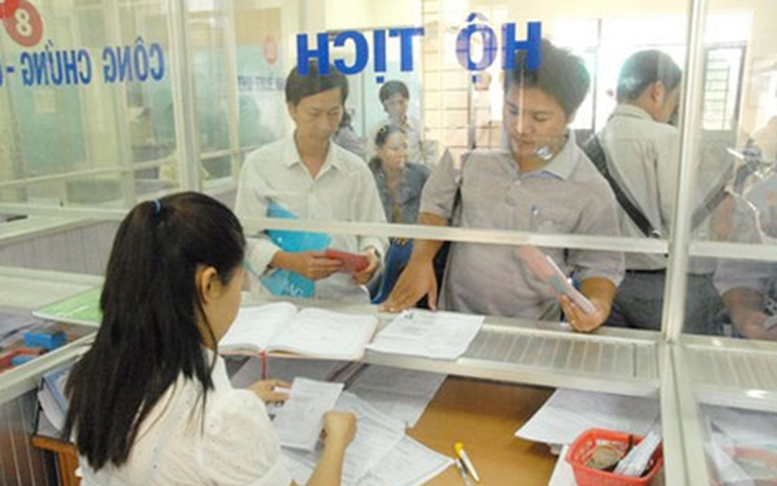 Chứng minh cha, con khi đăng ký khai sinh thế nào?