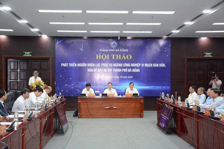 Đà Nẵng bàn giải pháp phát triển nhân lực công nghiệp vi mạch bán dẫn - Ảnh 1.