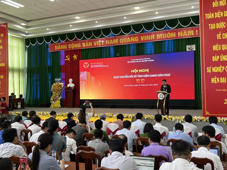 Kiên Giang: Năm 2025, 50% dân số trưởng thành có chữ ký số hoặc chữ ký điện tử cá nhân  - Ảnh 2.