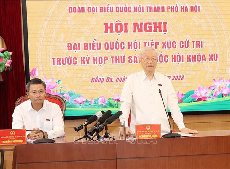 Tổng Bí thư tiếp xúc cử tri Hà Nội trước kỳ họp thứ 6, Quốc hội khóa XV - Ảnh 1.