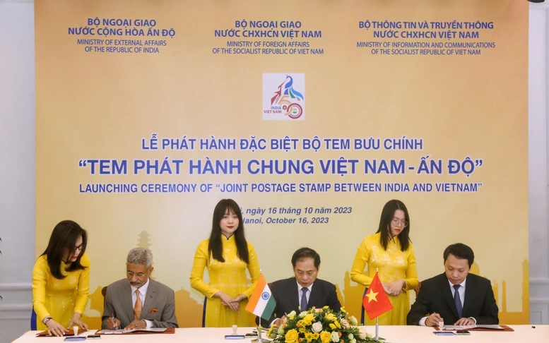 Việt Nam, Ấn Độ phát hành bộ tem chung