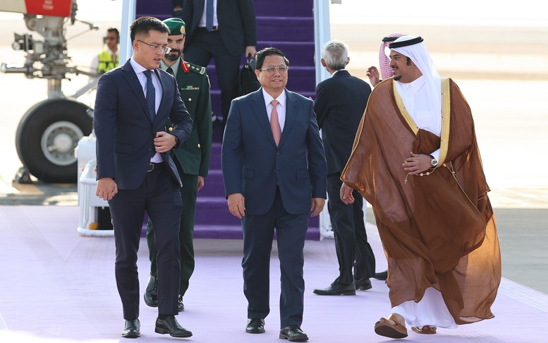 Thủ tướng Phạm Minh Chính tới Thủ đô Riyadh, bắt đầu chuyến công tác tại Saudi Arabia