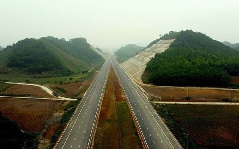 Khẩn trương hoàn trả, phục hồi môi trường sau khi xây xong cao tốc qua Bình Thuận