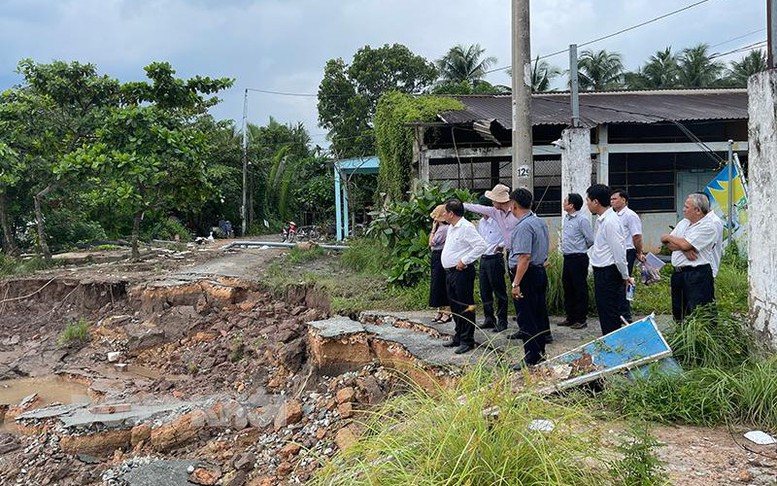 Bến Tre công bố tình huống khẩn cấp sạt lở bờ sông Giao Hòa