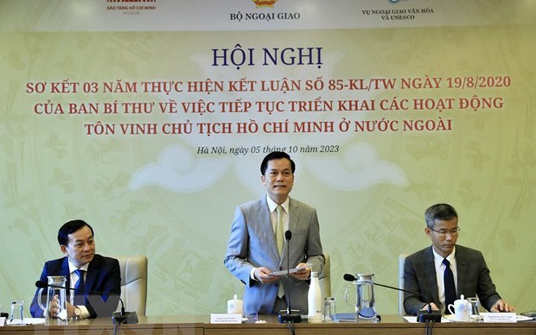 Tiếp tục tăng cường tuyên truyền, tôn vinh Chủ tịch Hồ Chí Minh với cộng đồng quốc tế