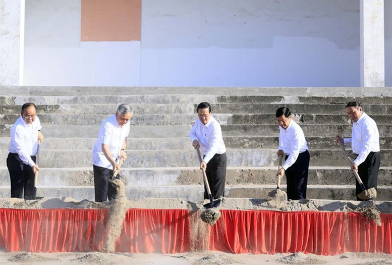 Hình ảnh hoạt động của Chủ tịch nước Võ Văn Thưởng tại Bắc Giang  - Ảnh 4.