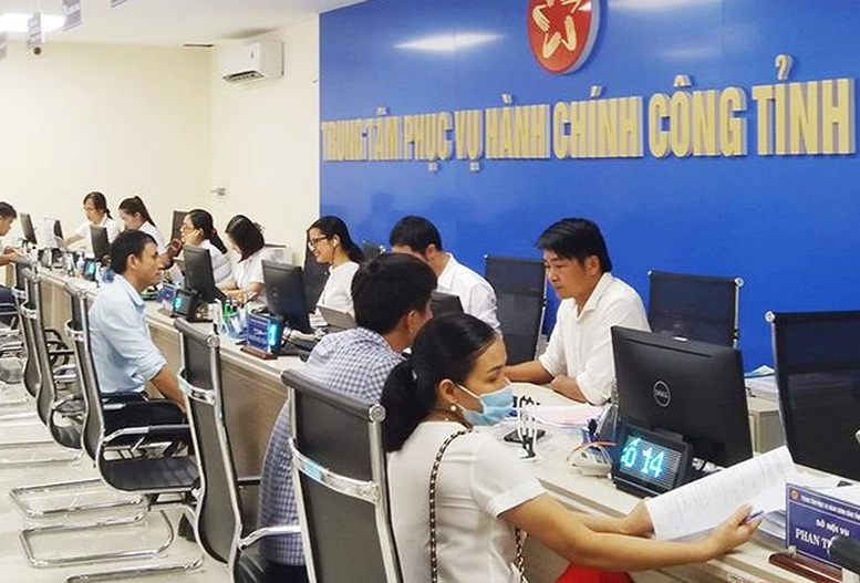 Đẩy mạnh phân cấp TTHC và cắt giảm, đơn giản hóa thủ tục hành chính nội bộ- Ảnh 1.