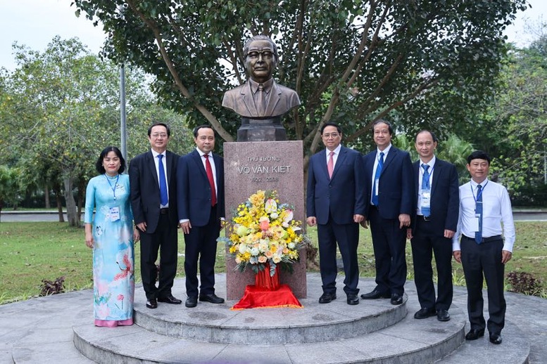 Thủ tướng: Đổi mới sáng tạo không giới hạn, kiến tạo động lực tăng trưởng mới- Ảnh 11.