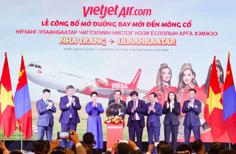 Vietjet công bố đường bay thẳng giữa Ulaanbaatar (Mông Cổ) và Nha Trang  - Ảnh 1.