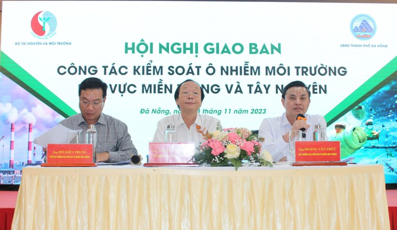 Giao ban công tác kiểm soát ô nhiễm môi trường khu vực miền Trung và Tây Nguyên - Ảnh 2.