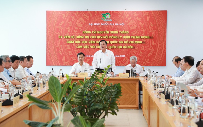 Phát huy vai trò của ĐHQGHN trong phát triển khoa học lý luận